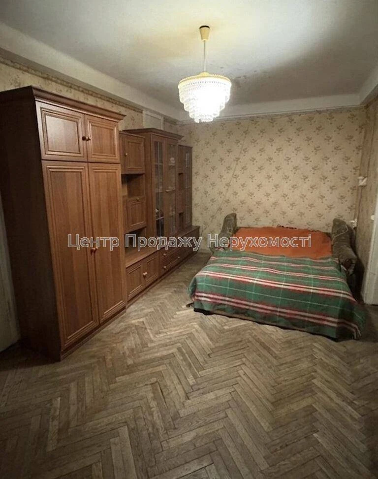 Продаж 2-кімн. кв. 42. 6 м², 3/5 пов, Київ. Чудове житло за