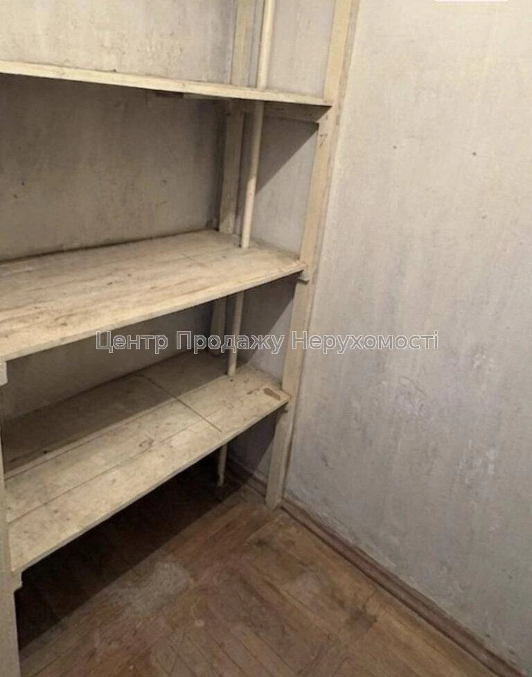Продаж 2-кімн. кв. 42. 6 м², 3/5 пов, Київ. Чудове житло за