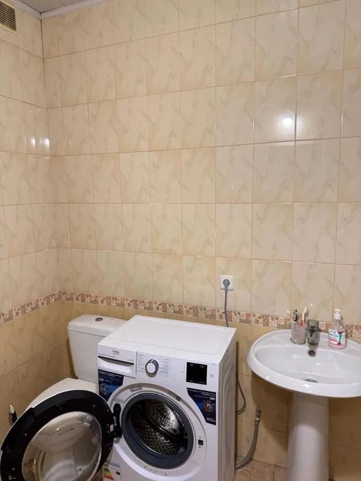 Продаж 4к квартири на землі у центрі на вул. Січових Стрільц