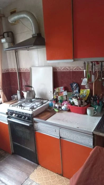 Продам 1 комнатную квартиру в районе парка Марка Твена (Горь