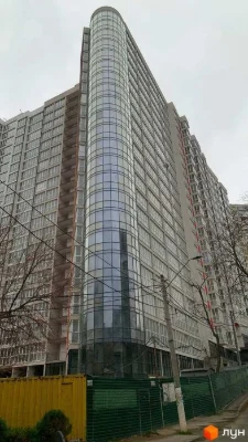 Продам квартиру в Центрі міста ЖК Акварель-3 на Пішонівська