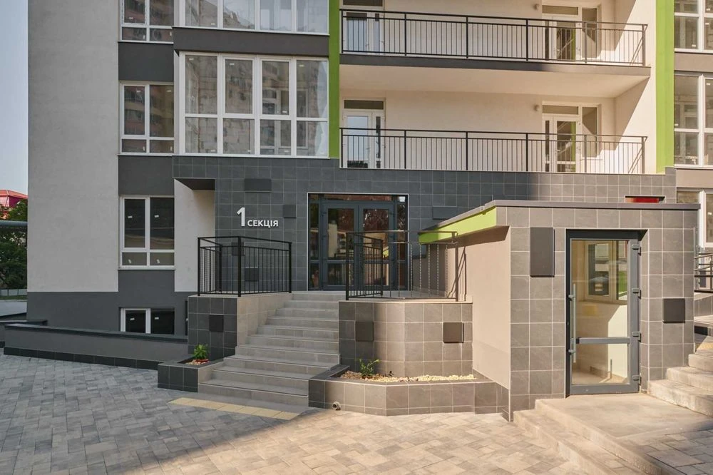 Продам квартиру в Центрі міста ЖК Акварель-3 на Пішонівська