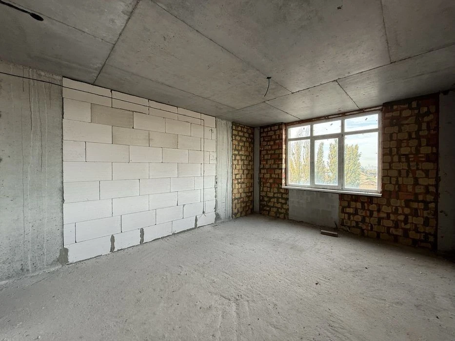Large 1-room apartment 47.4 m2, 19 Boryspilska St., Kyiv