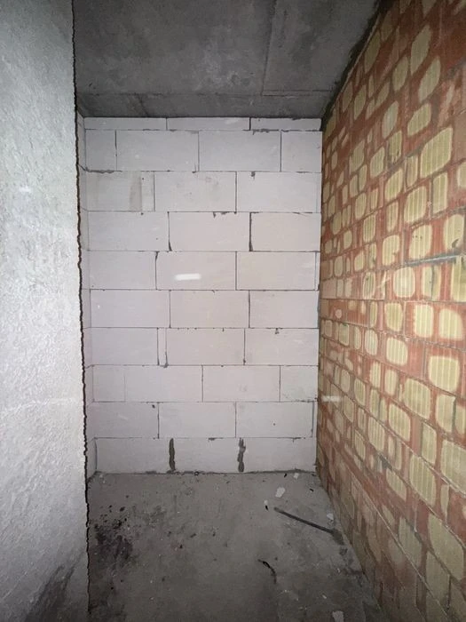 Large 1-room apartment 47.4 m2, 19 Boryspilska St., Kyiv