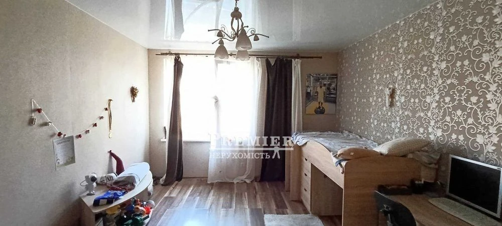 Продам 2-х поверховий будинок