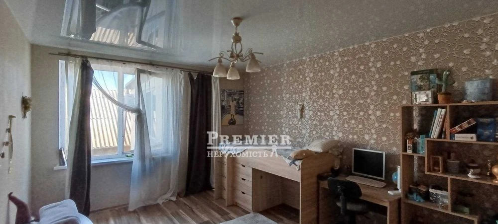 Продам 2-х поверховий будинок