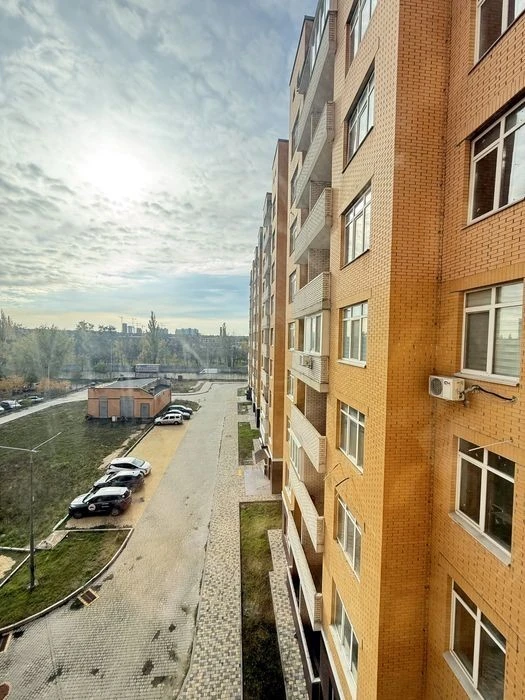 Large 1-room apartment 47.4 m2, 19 Boryspilska St., Kyiv
