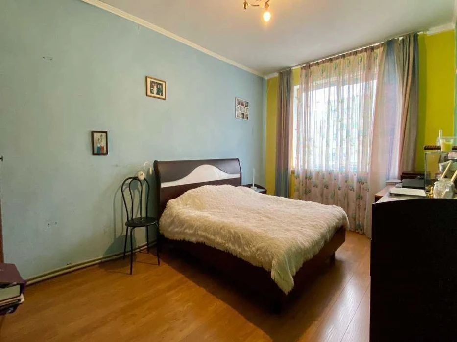 Продаж 3 кім. квартири. 120м². Індив. опал. Новобуд. Левада