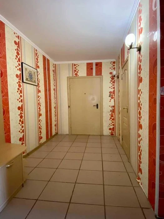 Продаж 3 кім. квартири. 120м². Індив. опал. Новобуд. Левада