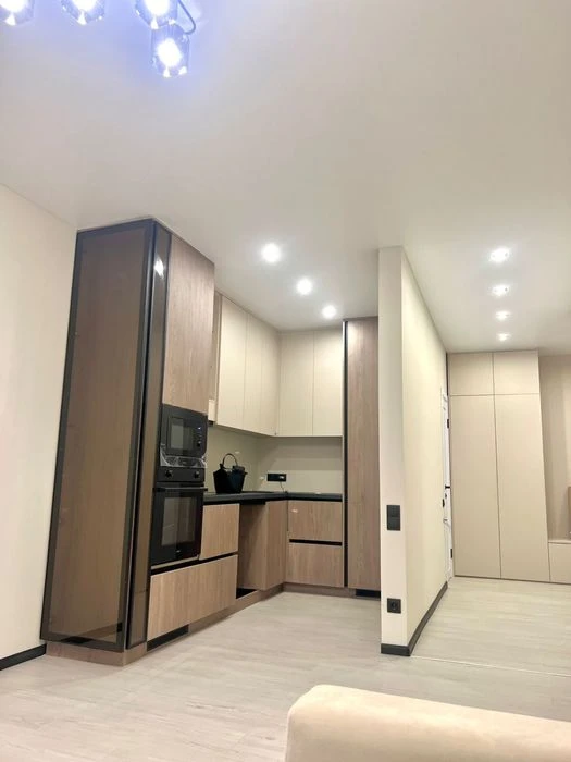 Продаж великої  1,5 квартири Ужгород