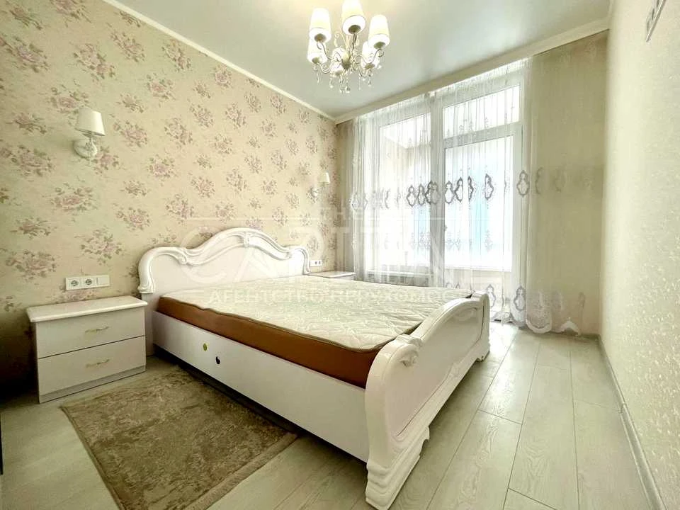 Квартира. Київ, Антоновича вул. (Горького)