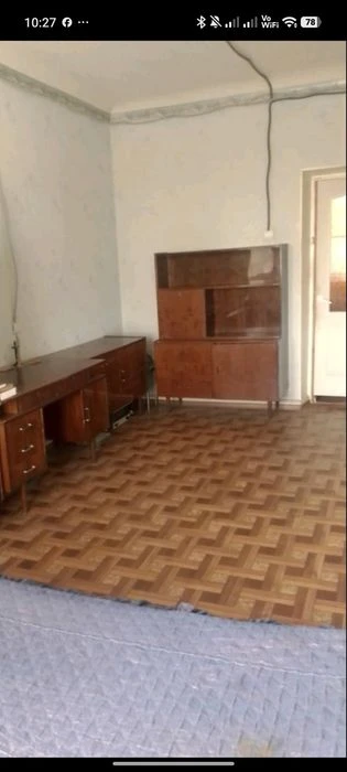 I will sell a 3k Stalinka on Sergei Nyhoyan Avenue