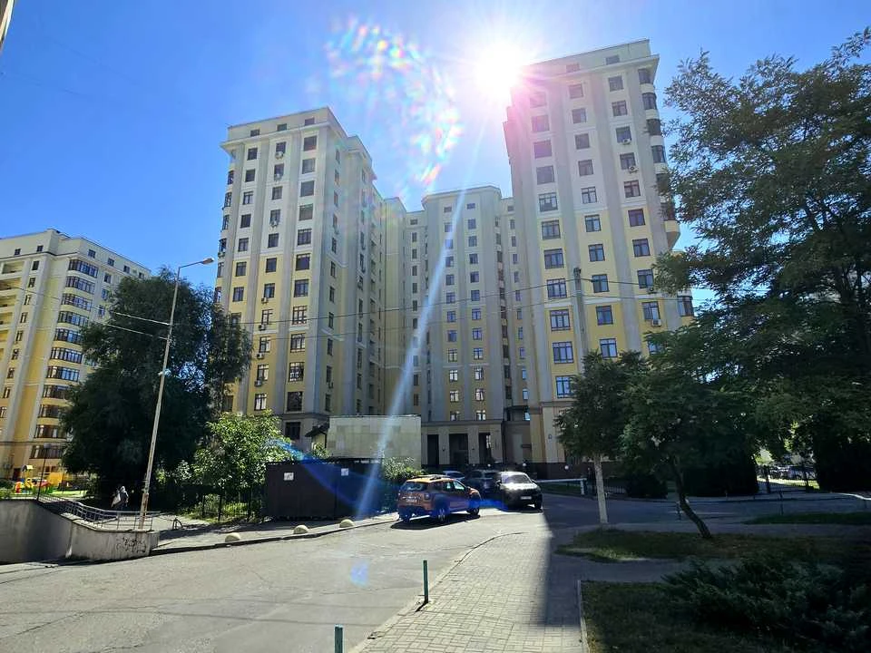 Квартира. Львів, В'ячеслава Чорновола просп. ()