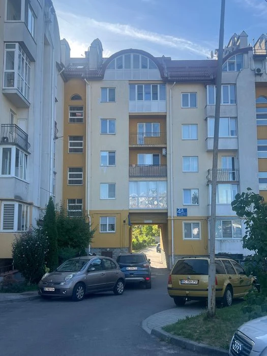 Продаж квартири вул. Дж. Вашингтона