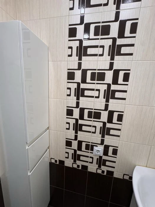 Продам 1к квартиру.Кирпичный дом Красный камень 50000$