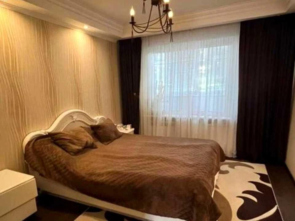 Квартира. Запоріжжя, Запорізького Козацтва вул.