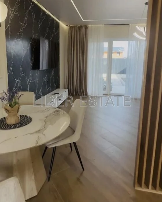 Продаж 2-поверхового таунхауса 110 м², 2 сотки | Ужгород