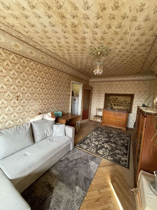 продаж 3к квартири в центрі міста