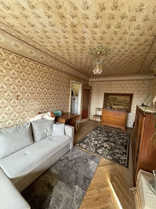продаж 3к квартири в центрі міста