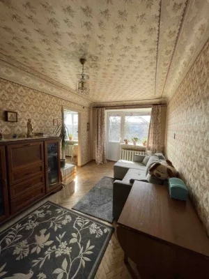 продаж 3к квартири в центрі міста