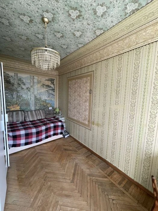 продаж 3к квартири в центрі міста
