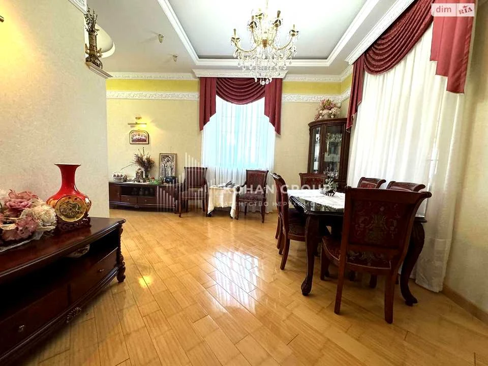 Будинок. Хмельницький, Стрілецька вул.