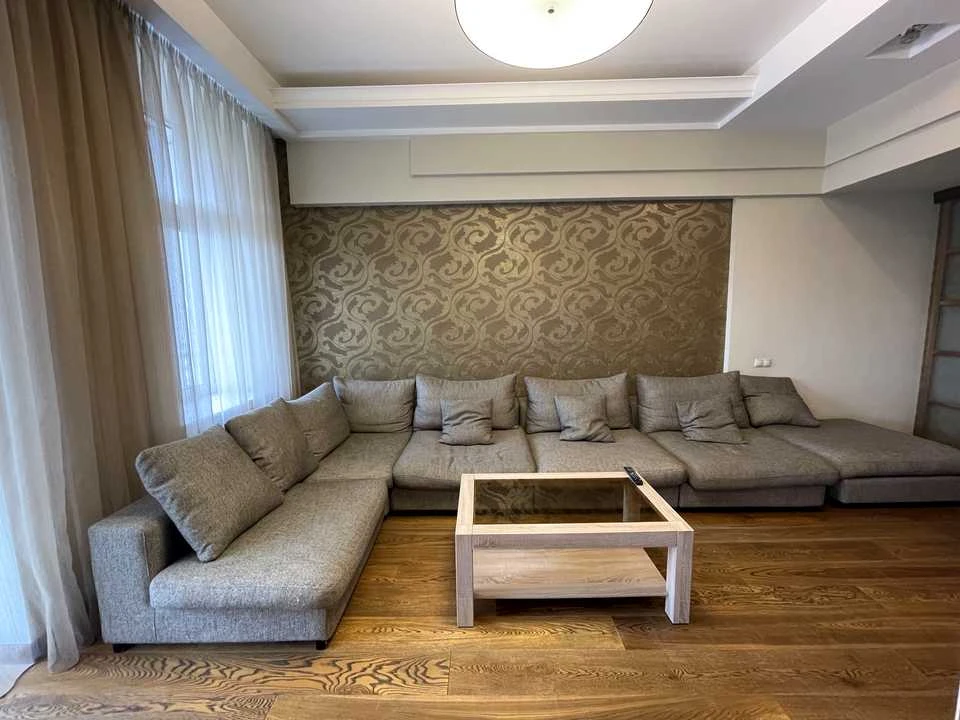 Квартира. Київ, Антоновича вул. (Горького)