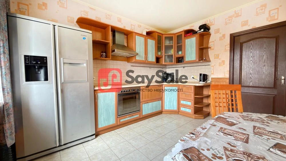 БЕЗ КОМІСІЇ! Продаж 3-к квартири 107 м², вул. Анни Ахматової