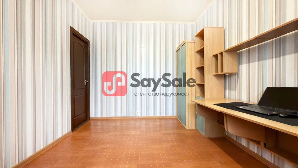 БЕЗ КОМІСІЇ! Продаж 3-к квартири 107 м², вул. Анни Ахматової