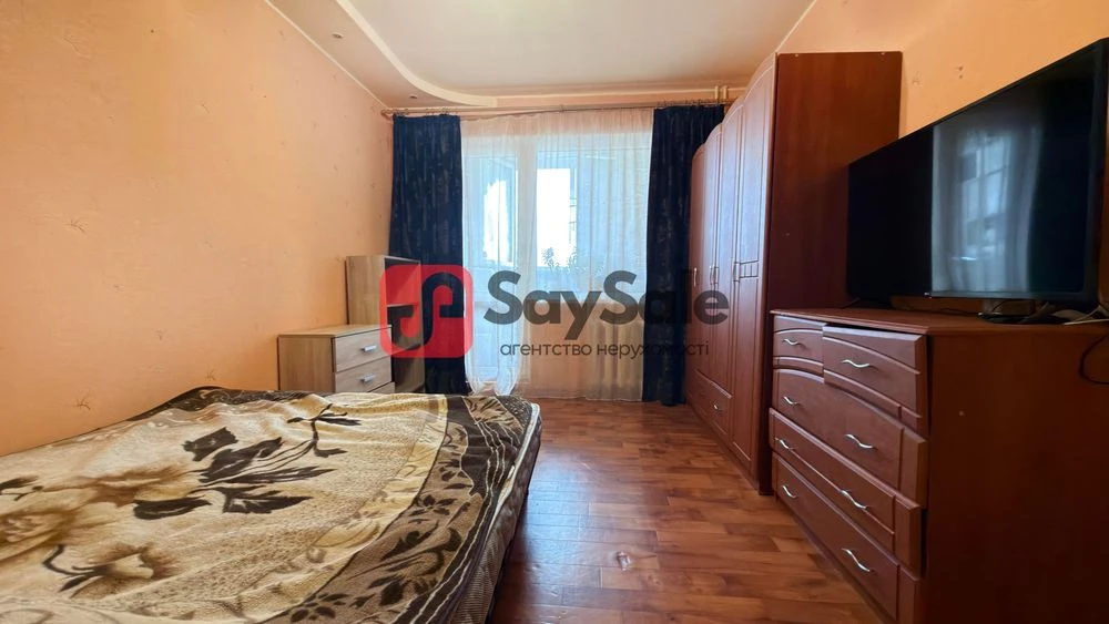БЕЗ КОМІСІЇ! Продаж 3-к квартири 107 м², вул. Анни Ахматової