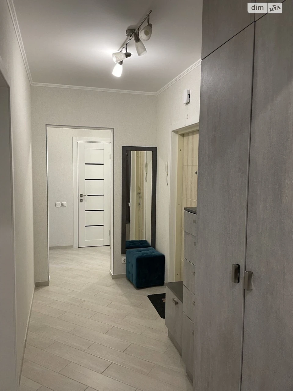 Продаж Квартира Відрадний