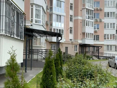 Квартира. Полтава, Володимира Івасюка вул. (Головка)
