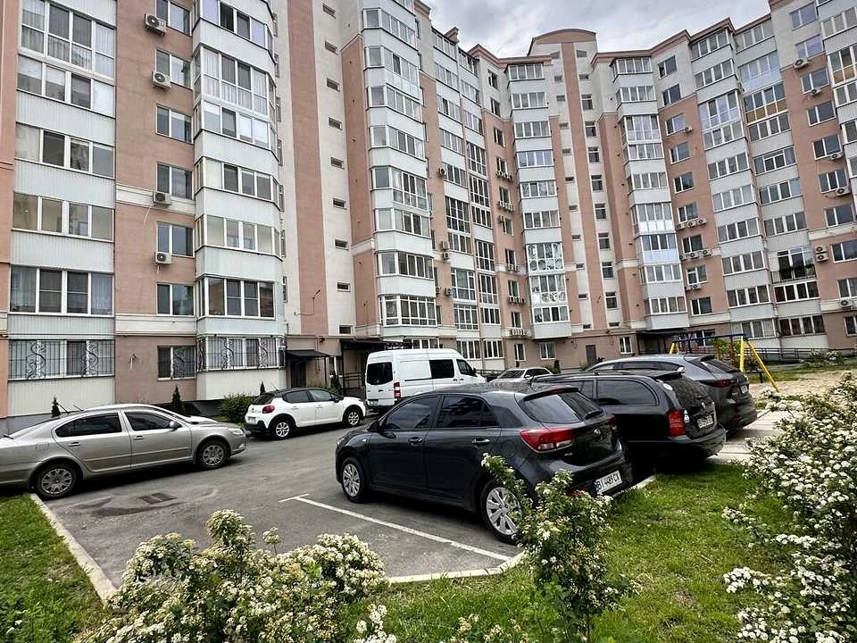Квартира. Полтава, Володимира Івасюка вул. (Головка)