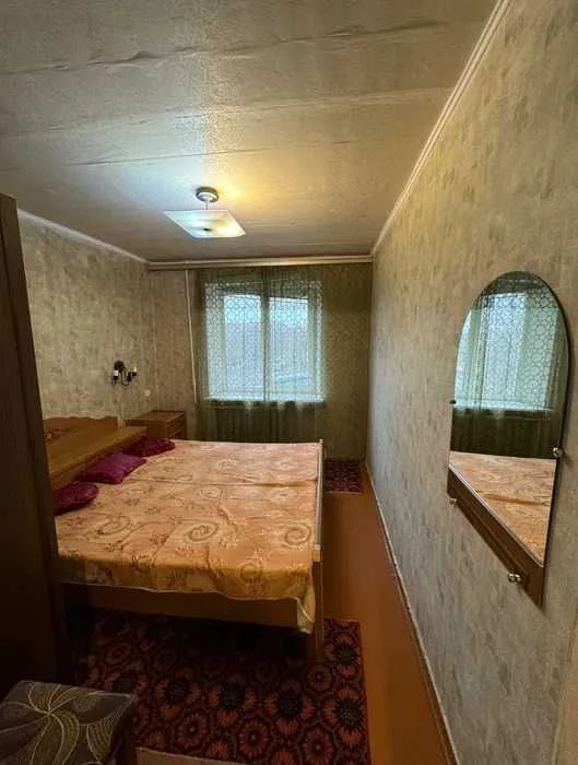 I will sell a cozy 3-room apartment of Mikhail Hrushevsky Karl Lybkn