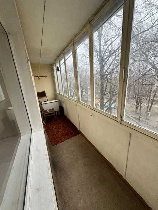 I will sell a cozy 3-room apartment of Mikhail Hrushevsky Karl Lybkn