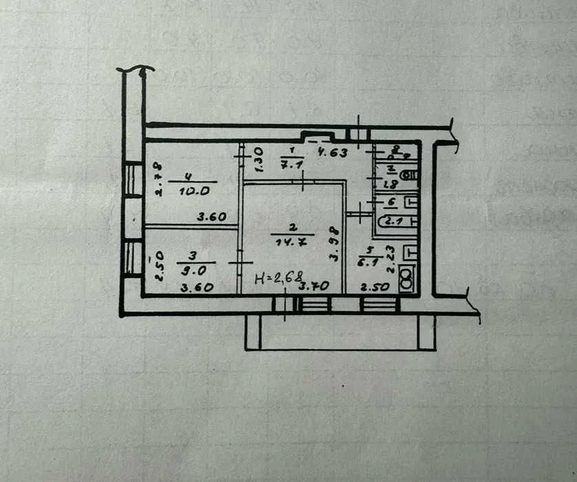 I will sell a cozy 3-room apartment of Mikhail Hrushevsky Karl Lybkn