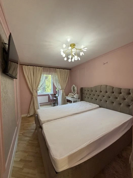 Продається 4х кімнатна квартира в центрі міста