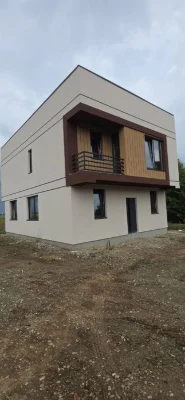 Продається будинок!в дуже гарному місці!заїзд з бруківки