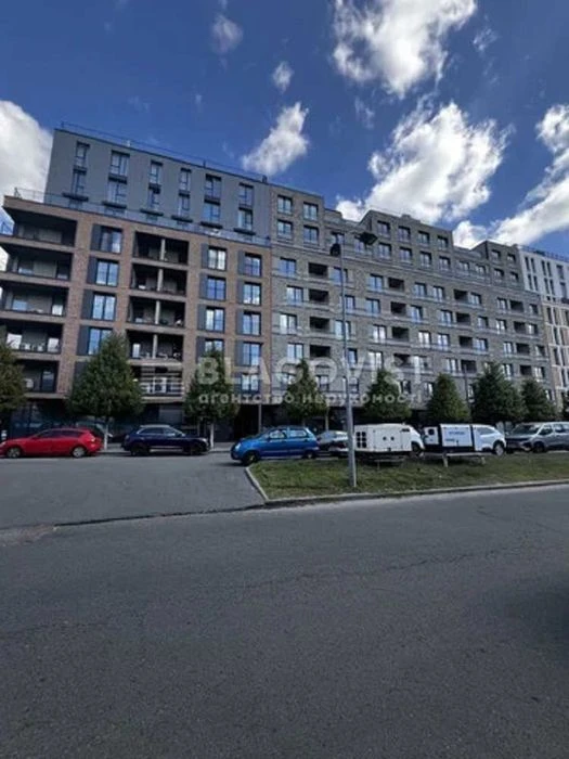 Продаж квартири Набережно-рибальска дорога 3, метро Контрако