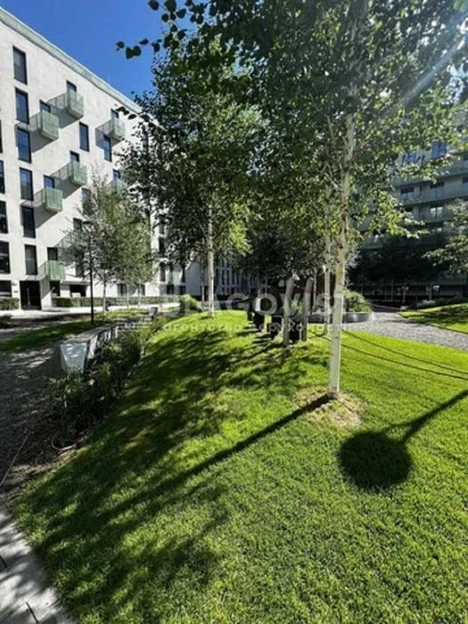 Продаж квартири Набережно-рибальска дорога 3, метро Контрако