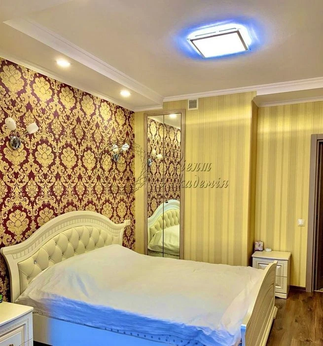 Продаж 3-кімн квартири в ЖК Либідь на вул. Малевича, 89, цен
