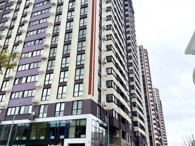 Квартира. Київ, Повітряних Сил просп. (Повітрофлотський)