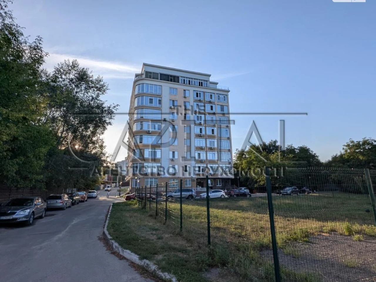 Продаж Квартира Саперна Слобідка