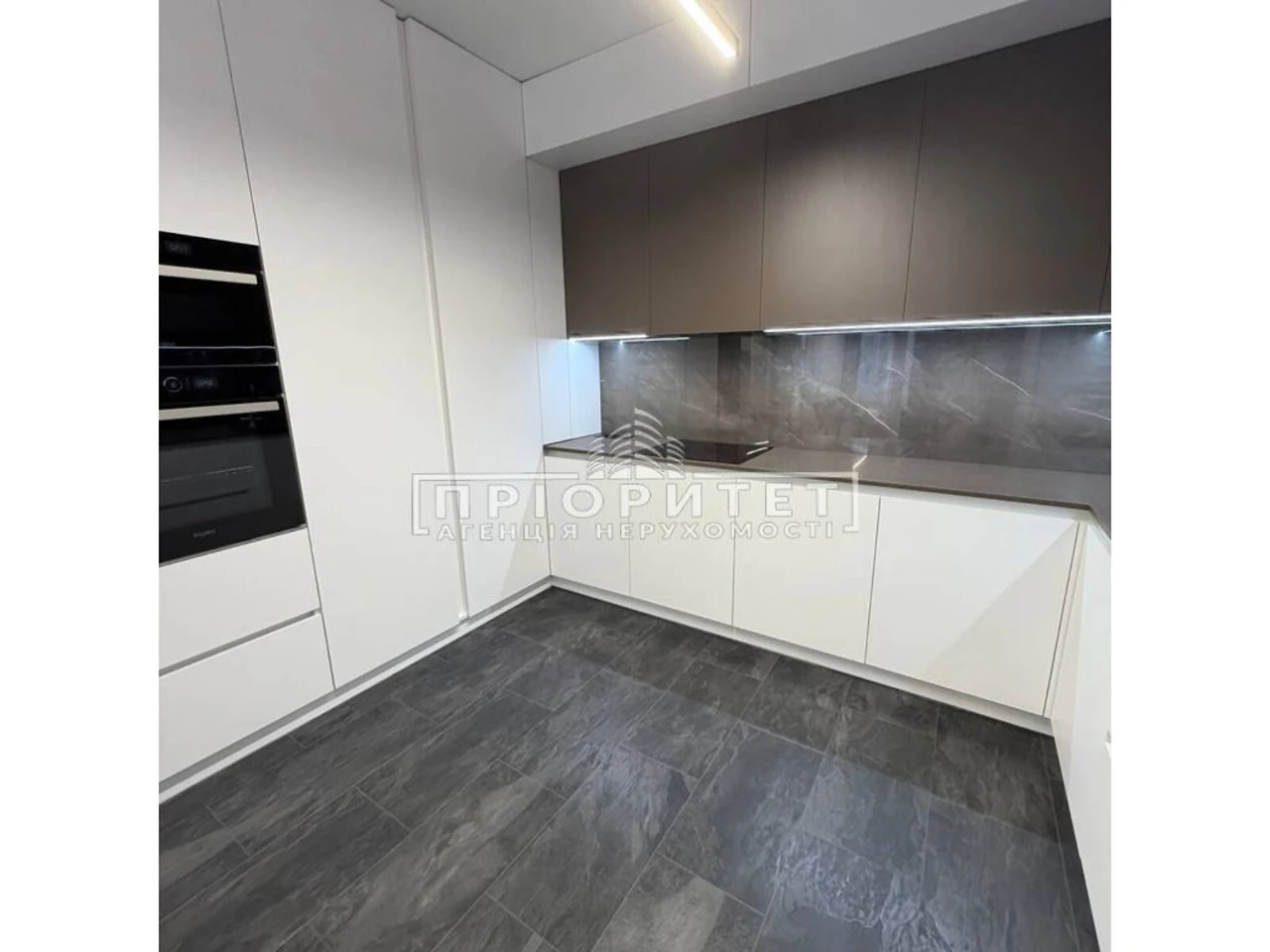 Продаж Квартира Приморський