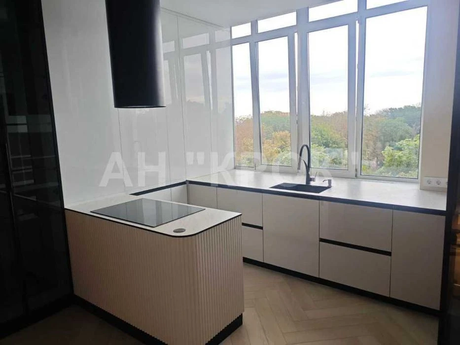 Продаж 1-к квартири!!Парк Перемоги/Елітна квартира/56 м2/