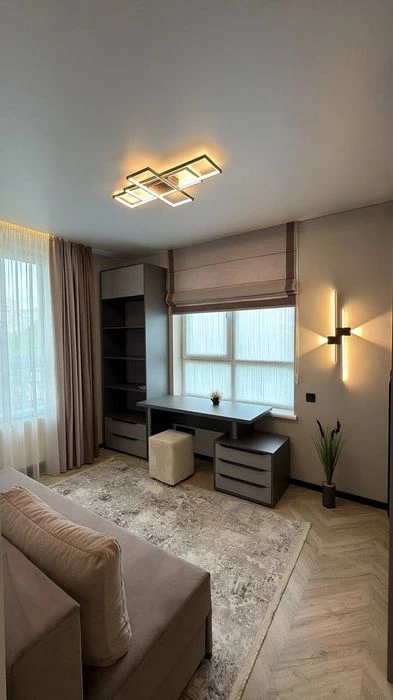 Продаж 2-кім. квартири 59 м.кв., в. К. Трильовського