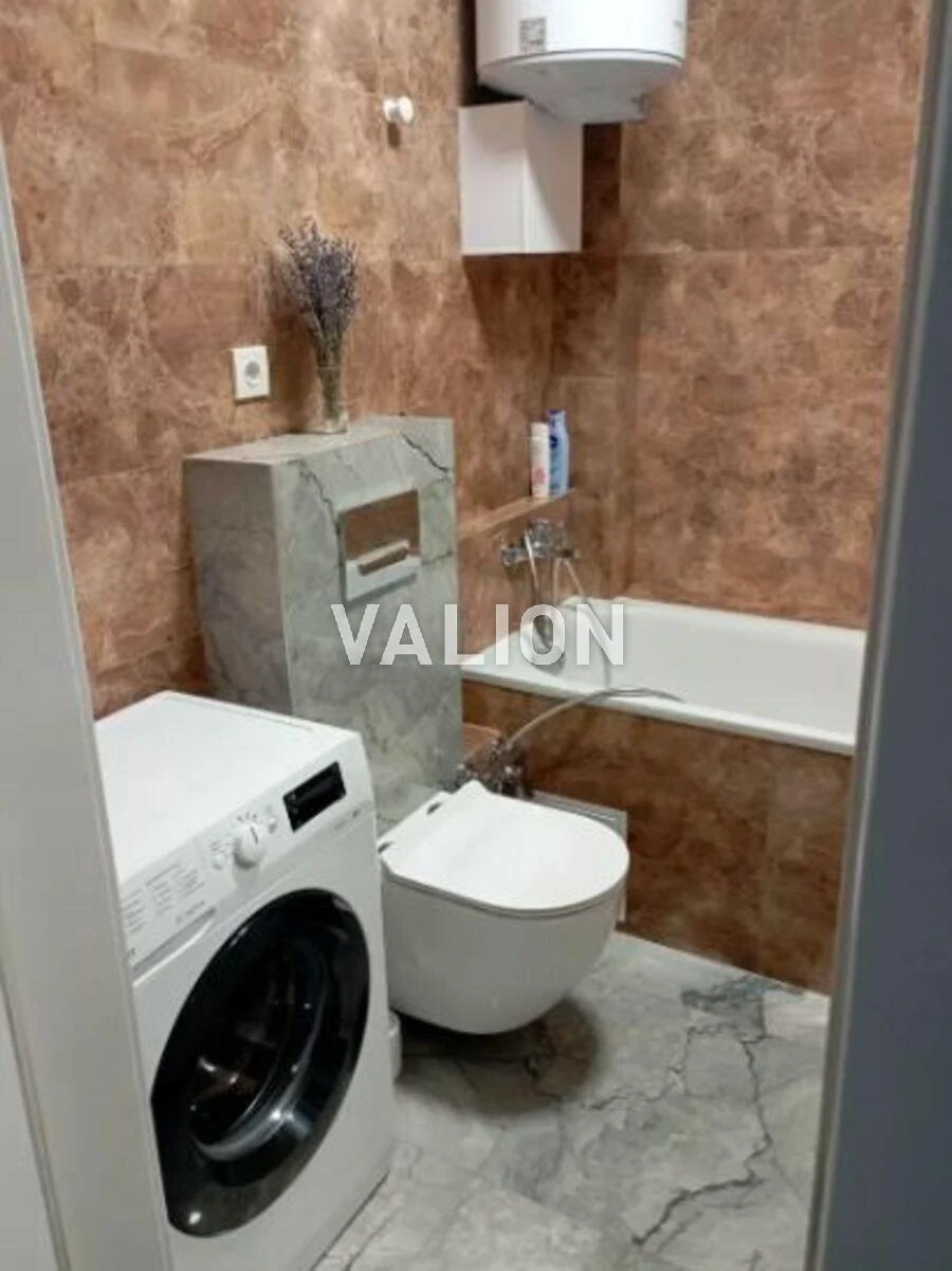 Продаж 1к квартири в ЖК “Кришталеві Джерела” вулиця Метролог