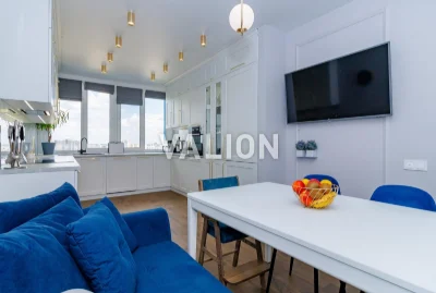 Продаж без % 3-кім. квартири 82,2 м² у ЖК Каховська, вулиця
