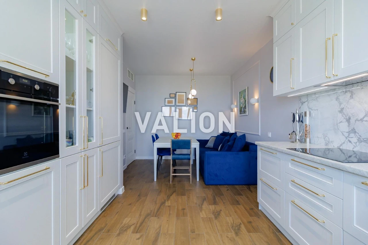 Продаж без % 3-кім. квартири 82,2 м² у ЖК Каховська, вулиця
