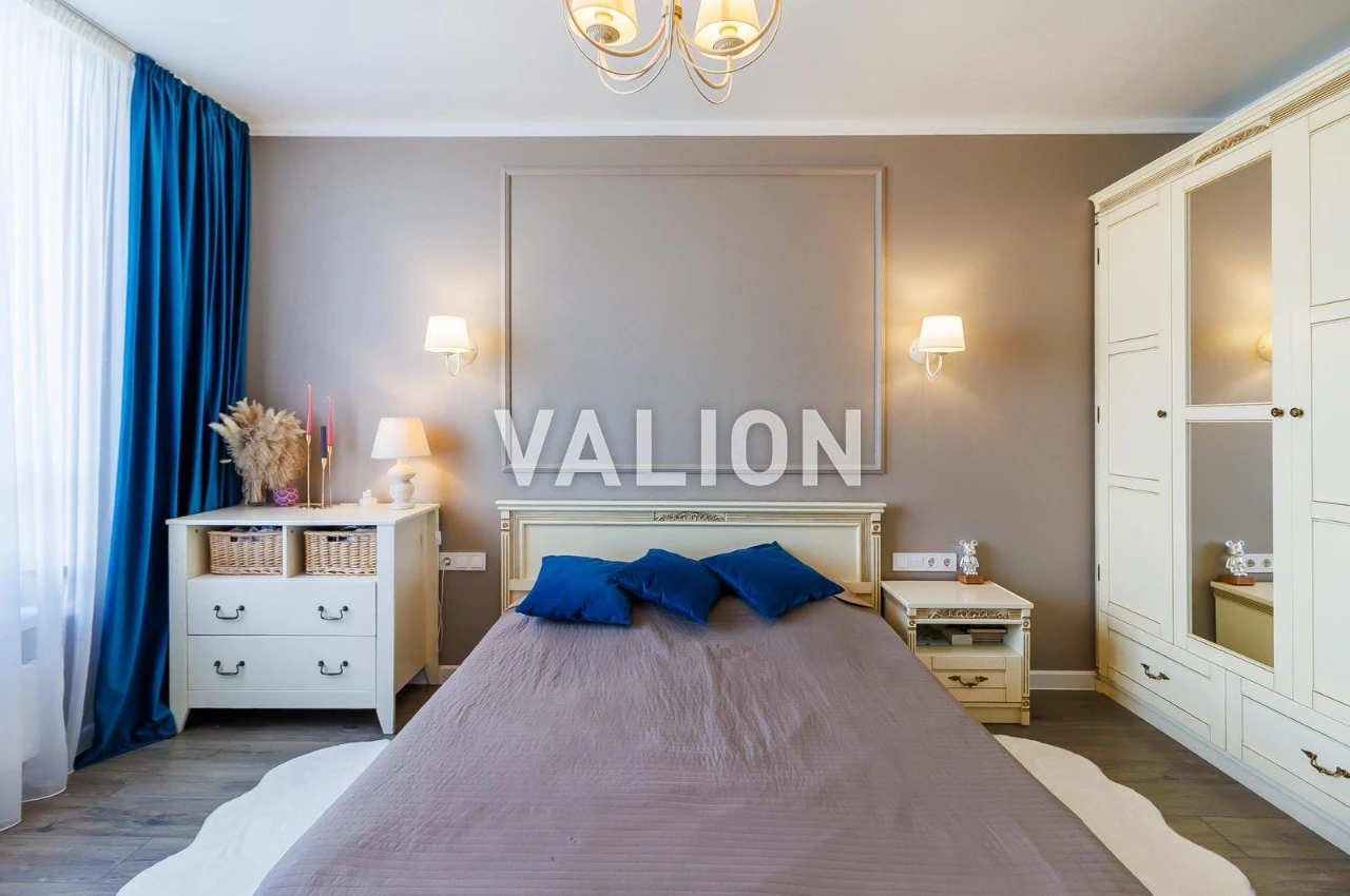 Продаж без % 3-кім. квартири 82,2 м² у ЖК Каховська, вулиця